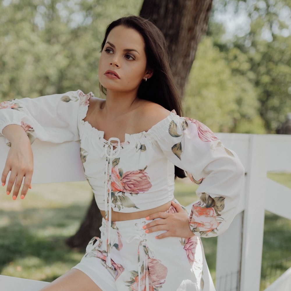 L’atiste floral 2 piece set.